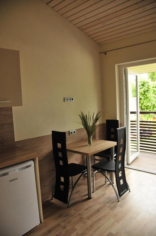 Apartamentai Trys Pusys Šventoji المظهر الخارجي الصورة