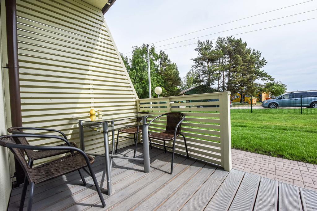 Apartamentai Trys Pusys Šventoji المظهر الخارجي الصورة