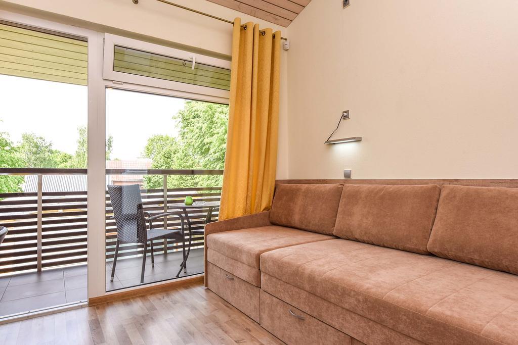 Apartamentai Trys Pusys Šventoji المظهر الخارجي الصورة